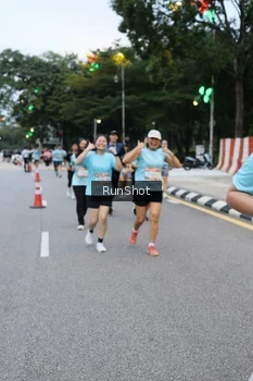 Runner Photo 4297366