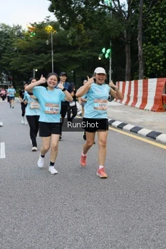 Runner Photo 4297373