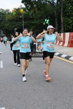 Runner Photo 4297376