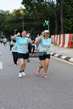 Runner Photo 4297379