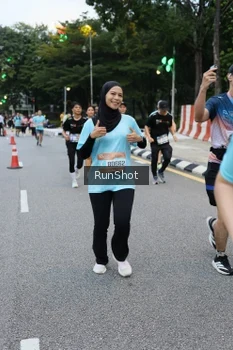 Runner Photo 4297389