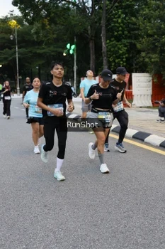 Runner Photo 4297402