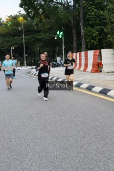 Runner Photo 4297417