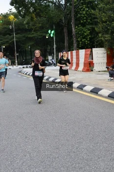 Runner Photo 4297430