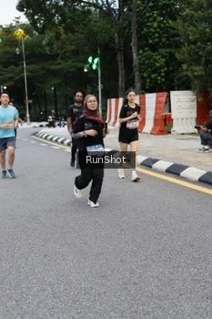 Runner Photo 4297432