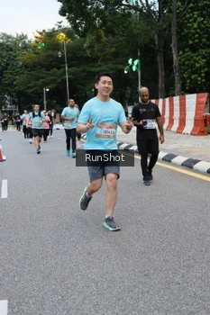 Runner Photo 4297442