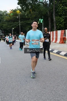 Runner Photo 4297443