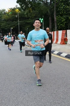 Runner Photo 4297450