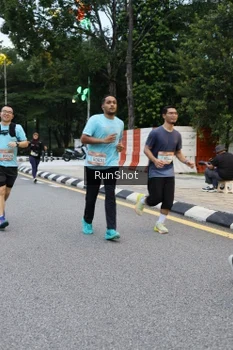 Runner Photo 4297457