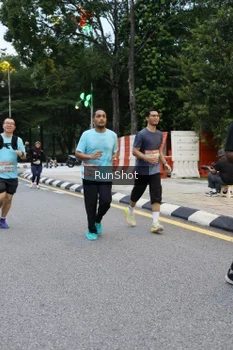 Runner Photo 4297463