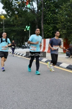 Runner Photo 4297469