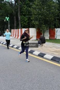 Runner Photo 4297472