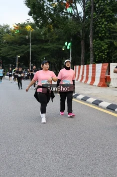 Runner Photo 4297498