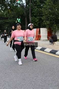 Runner Photo 4297504