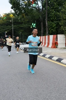 Runner Photo 4297536