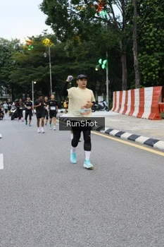 Runner Photo 4297541