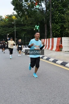 Runner Photo 4297542