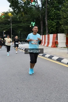 Runner Photo 4297548