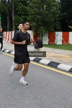 Runner Photo 4297568