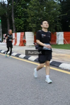 Runner Photo 4297572