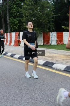 Runner Photo 4297574