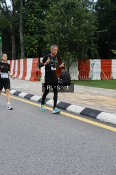 Runner Photo 4297579