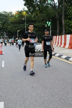 Runner Photo 4297604