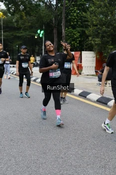Runner Photo 4297611