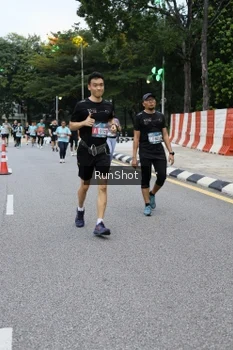 Runner Photo 4297612