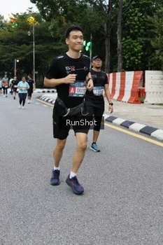 Runner Photo 4297617