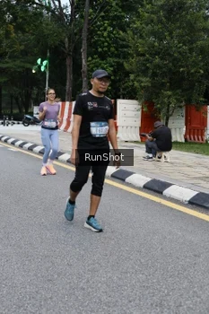 Runner Photo 4297621