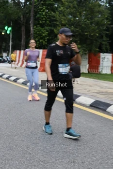 Runner Photo 4297624
