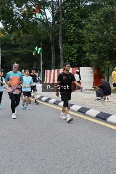 Runner Photo 4297642
