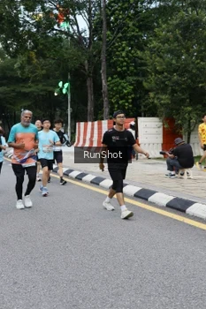 Runner Photo 4297644