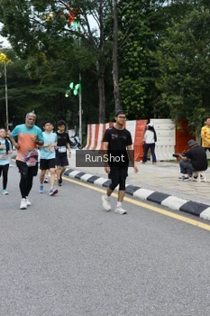 Runner Photo 4297648