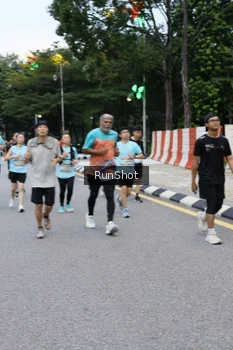 Runner Photo 4297652