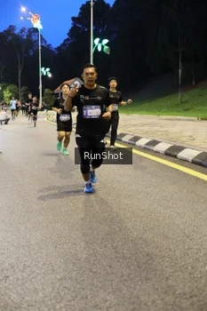 Runner Photo 4297653