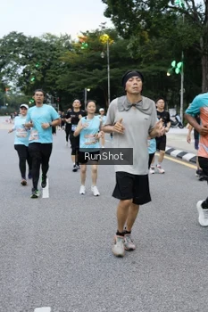 Runner Photo 4297658