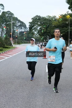 Runner Photo 4297671