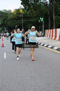 Runner Photo 4297676