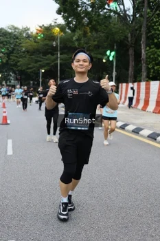 Runner Photo 4297680