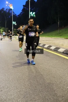 Runner Photo 4297685