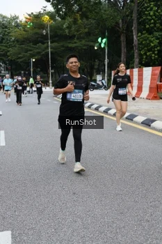 Runner Photo 4297692