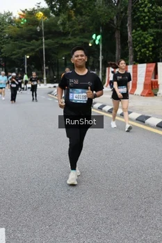 Runner Photo 4297695