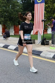 Runner Photo 4297698