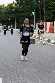 Runner Photo 4297703