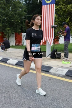 Runner Photo 4297708