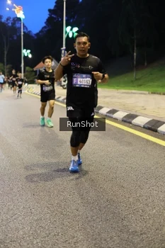 Runner Photo 4297712