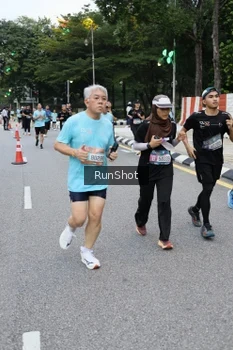 Runner Photo 4297713