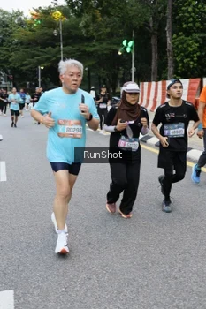 Runner Photo 4297714